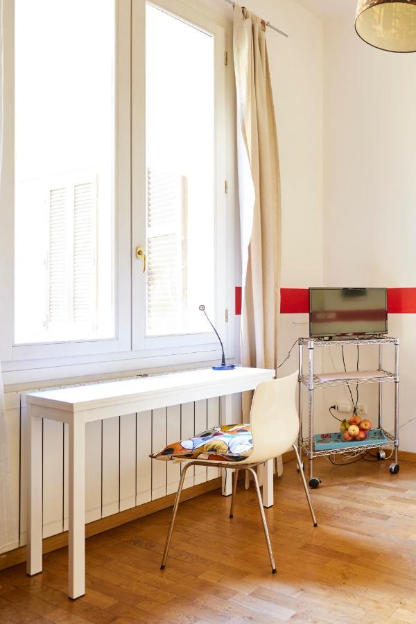 Silent And Cosy Apartment Free Netflix And Disney Plus ボローニャ エクステリア 写真